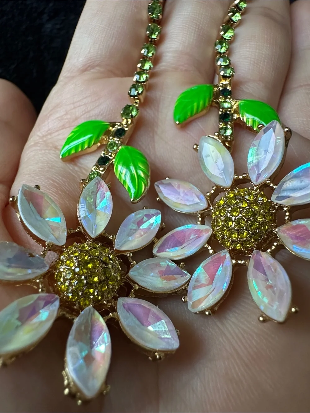 Kenneth Jay Lane Green and Gold Floral Drop Earrings - Picture 4 of 10